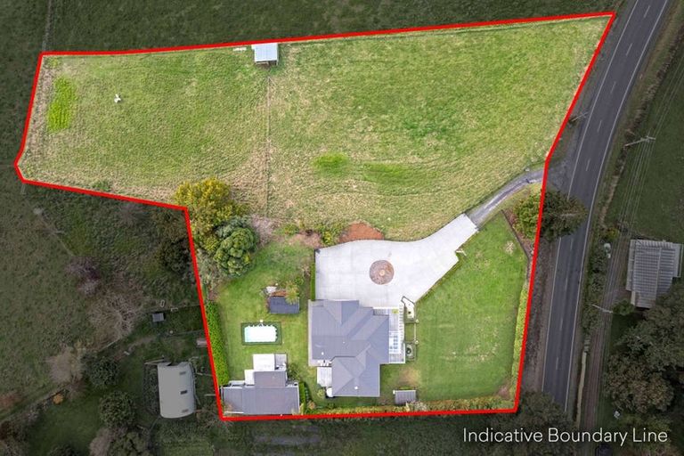 Photo of property in 247 Burtt Road, Paerata, Drury, 2578