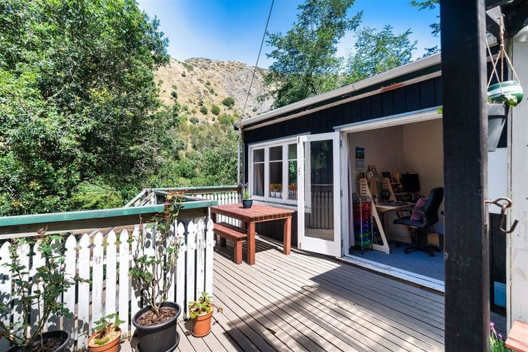 Photo of property in 56 Tilley Road, Paekakariki, 5034