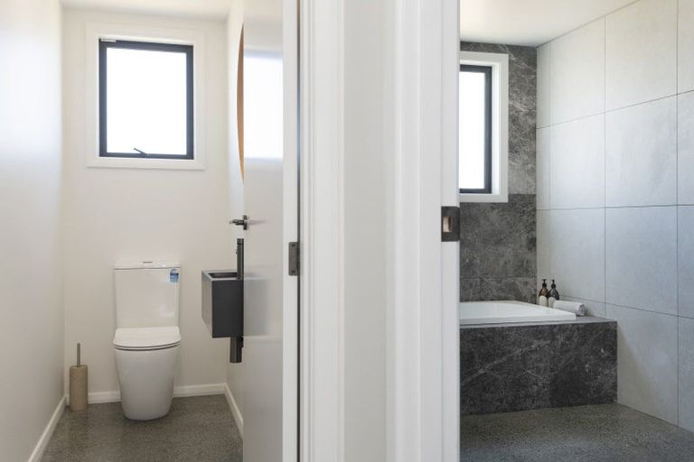 Photo of property in 3 Makakahi Street, Lytton West, 4071