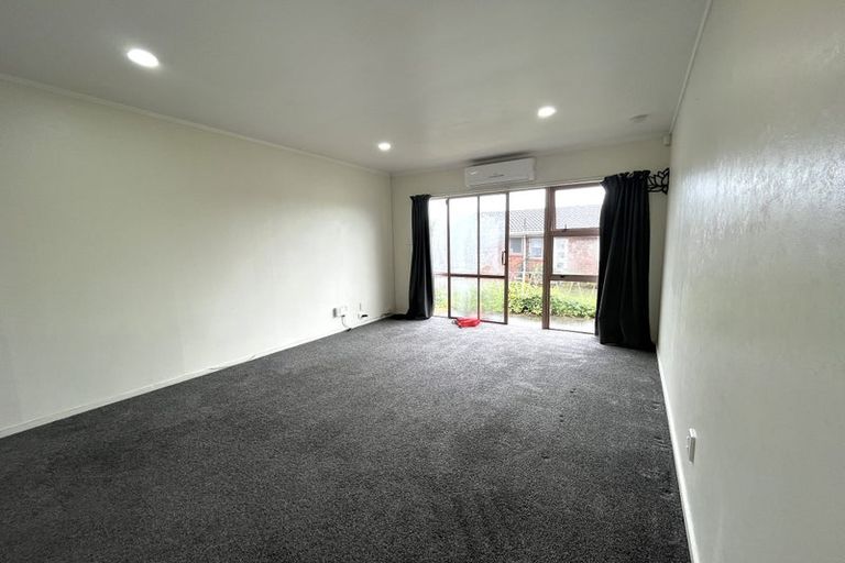 Photo of property in 1/13 Heron Place, Pakuranga Heights, Auckland, 2010