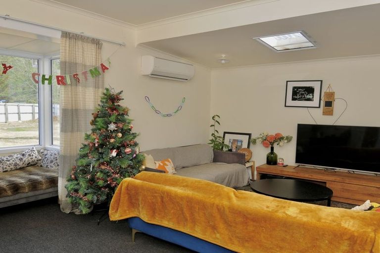 Photo of property in 14 Ferguson Street, Kurow, 9435
