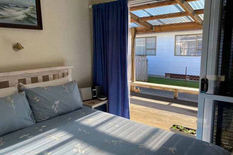 Photo of property in 33 West Crescent, Te Puru, Thames, 3575