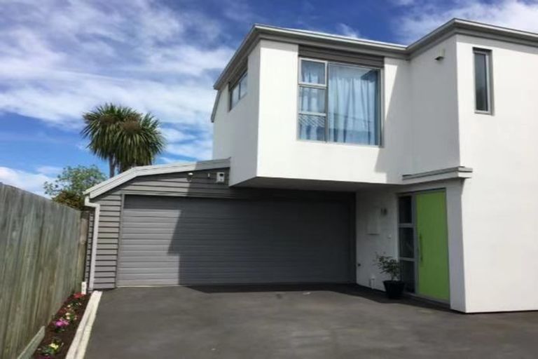 Photo of property in 12 Heywood Terrace, Richmond, Christchurch, 8013