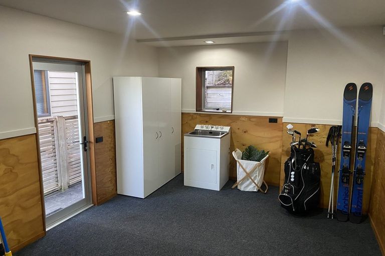 Photo of property in 27 Waverton Terrace, Churton Park, Wellington, 6037