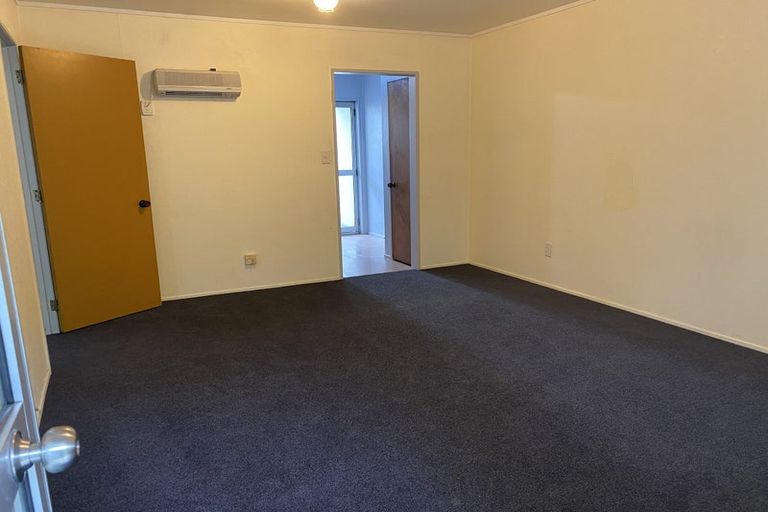 Photo of property in 2a Crescent Court, Melville, Hamilton, 3206