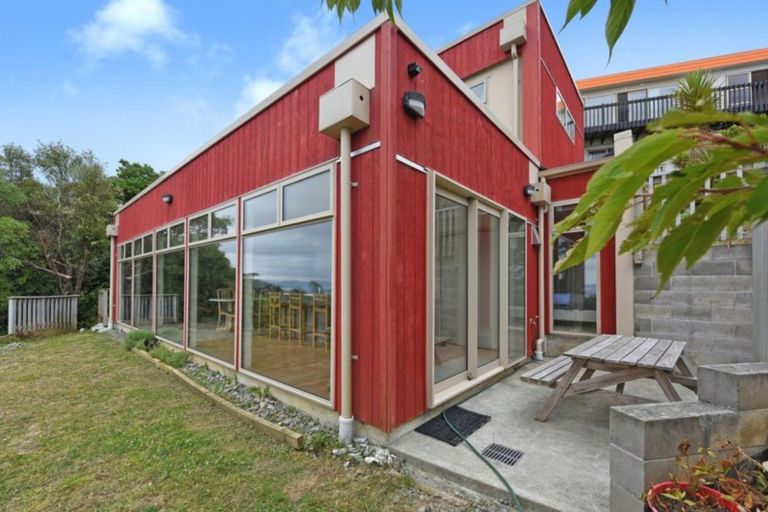 Photo of property in 11a Chestnut Grove, Maungaraki, Lower Hutt, 5010