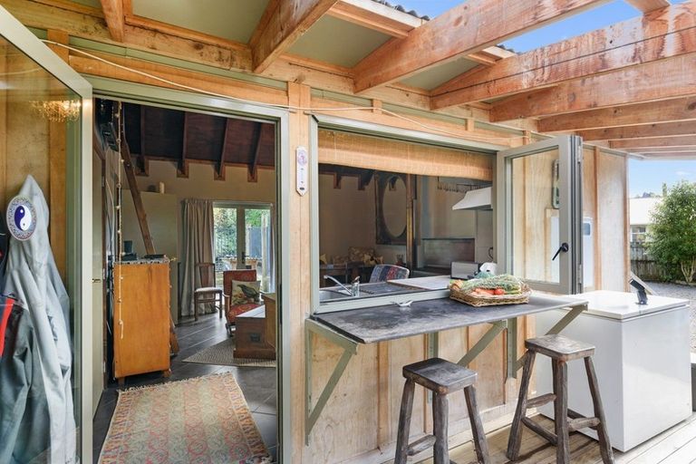 Photo of property in 302 Kuku Road East, Kuku, Levin, 5570