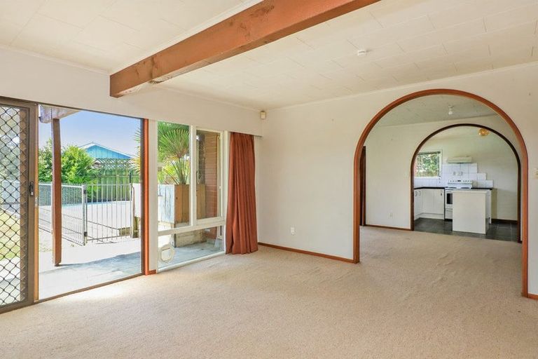 Photo of property in 124 Flaxmere Avenue, Flaxmere, Hastings, 4120