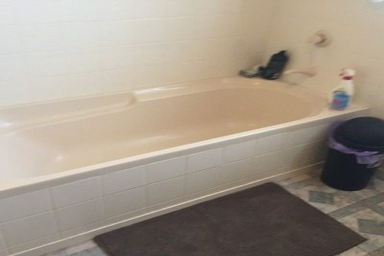 Photo of property in 150 Station Road, Pukekohe, 2120