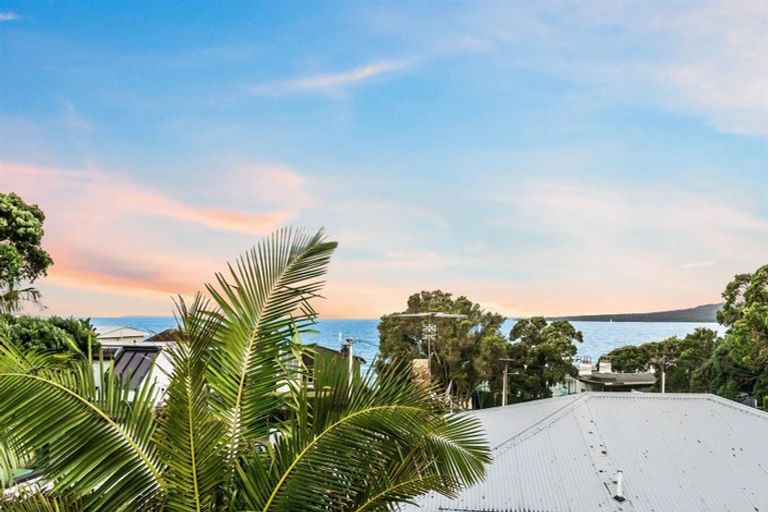 Photo of property in 1a William Street, Takapuna, Auckland, 0622