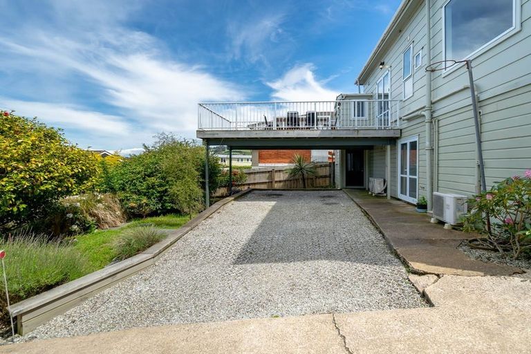 Photo of property in 37 Carnarvon Street, Belleknowes, Dunedin, 9011