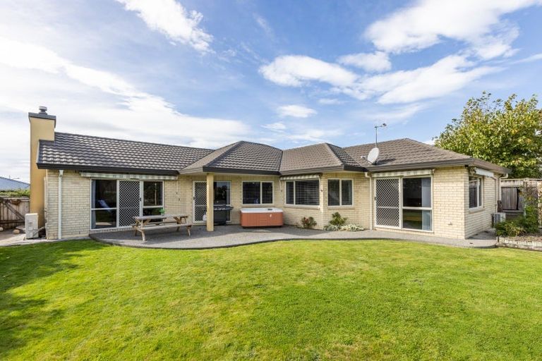 Photo of property in 14 Fairview Place, Havelock North, 4130