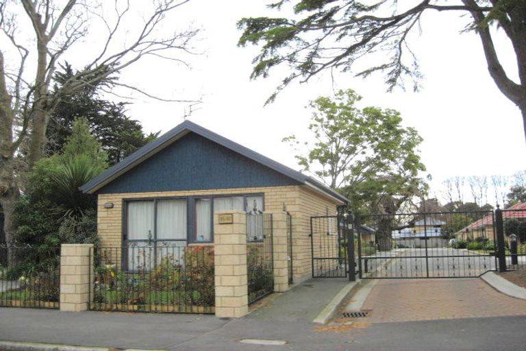 Photo of property in Cedar Park, 1/90 Bristol Street, St Albans, Christchurch, 8014