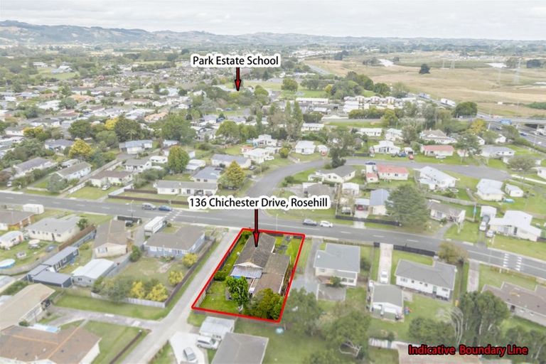 Photo of property in 136 Chichester Drive, Rosehill, Papakura, 2113