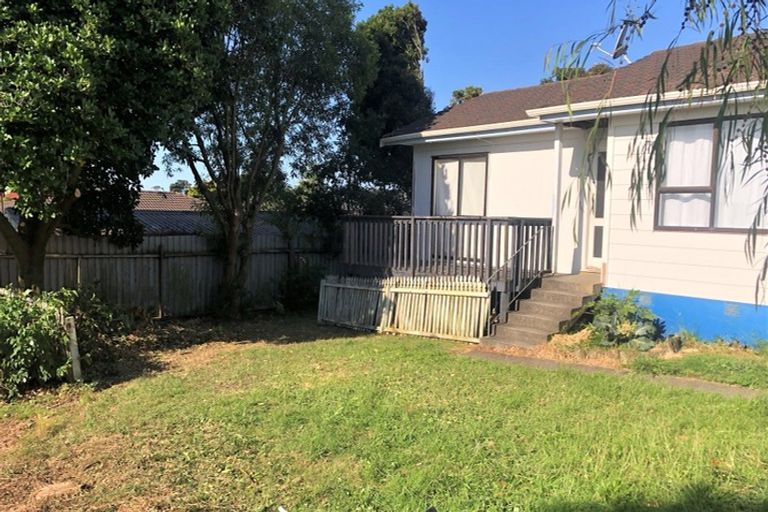 Photo of property in 2/10 Taitimu Drive, Weymouth, Auckland, 2103