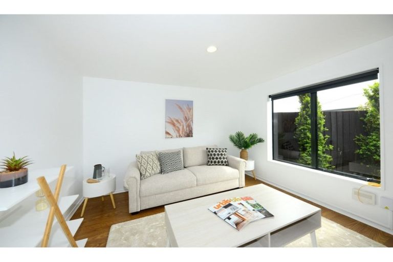 Photo of property in 2/188 Springfield Road, St Albans, Christchurch, 8014