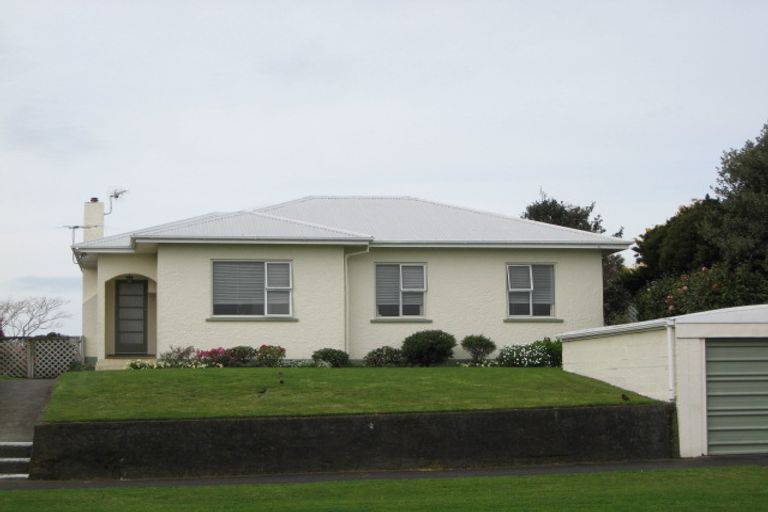 Photo of property in 70 Browne Street, Waitara, 4320