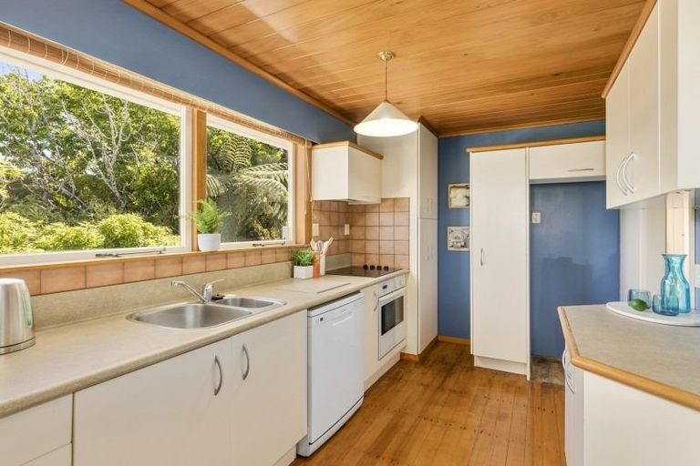 Photo of property in 14 Belmont Terrace, Belmont, Lower Hutt, 5010