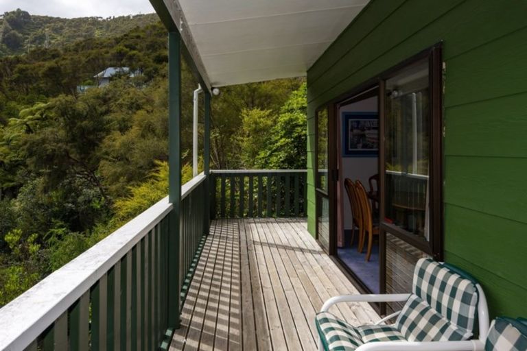 Photo of property in 2932 Kenepuru Road, Portage, Picton, 7282