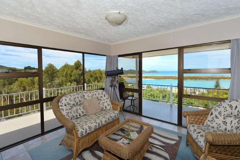 Photo of property in 35 Sandspit View Way, Ngunguru, Whangarei, 0173