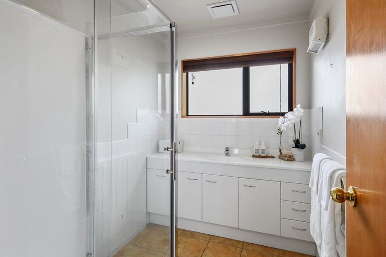 Photo of property in 12 Lucknow Place, Cashmere, Christchurch, 8022