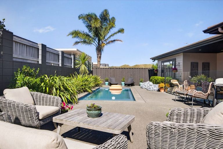 Photo of property in 5 Beach Cove, Wainui, Gisborne, 4010