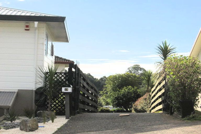 Photo of property in 18 Te Arawa Place, Welcome Bay, Tauranga, 3112