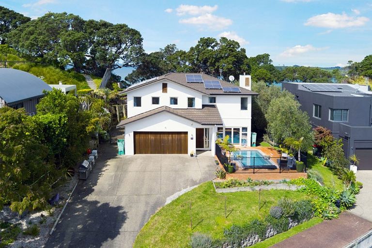 Photo of property in 16 Palm Cove, Arkles Bay, Whangaparaoa, 0932