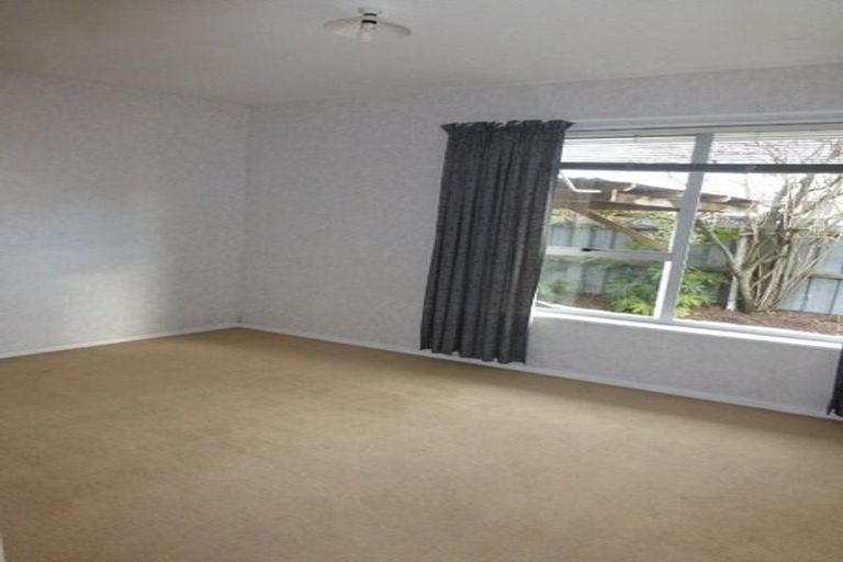 Photo of property in 60 Denise Crescent, Hornby, Christchurch, 8042