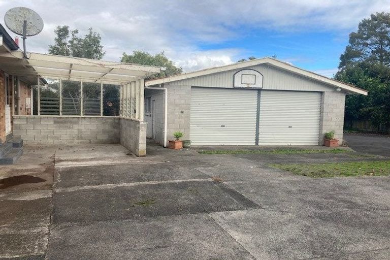 Photo of property in 17 Laurie Avenue, Papakura, 2110