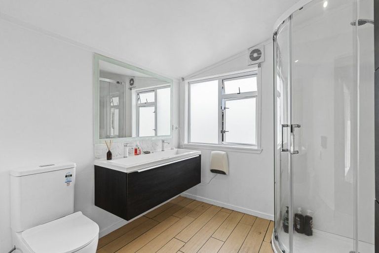 Photo of property in 7 Cutfield Street, Inglewood, 4330