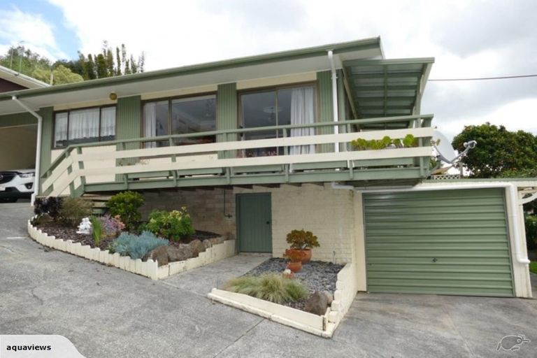 Photo of property in 52 Hilltop Avenue, Morningside, Whangarei, 0110