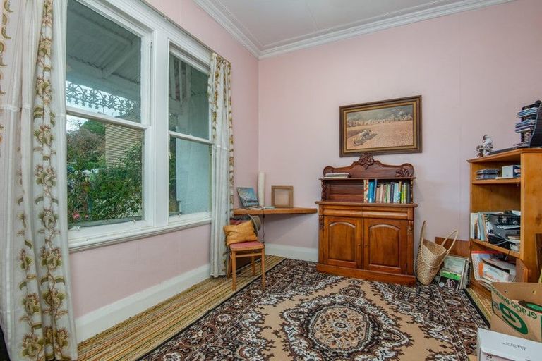 Photo of property in 17 Burns Street, Port Chalmers, 9023