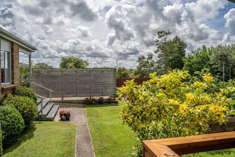 Photo of property in 17 Johnsview Terrace, Hillcrest, Hamilton, 3216