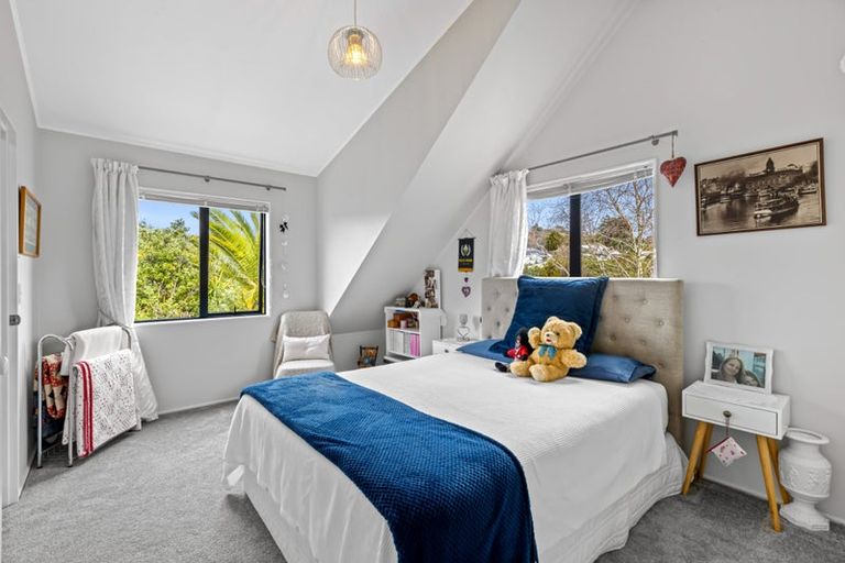 Photo of property in 28 Donald Street, Stanmore Bay, Whangaparaoa, 0932