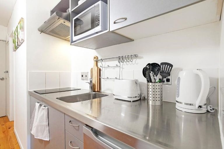 Photo of property in Scotia Tower Apartments, 2f/8 Scotia Place, Auckland Central, Auckland, 1010