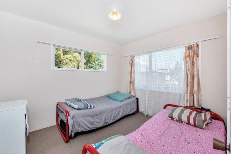 Photo of property in 6 Anglers Way, Wattle Downs, Auckland, 2102