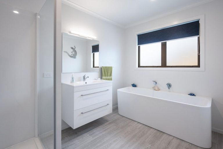 Photo of property in 98 Daelyn Drive, Richmond, 7020