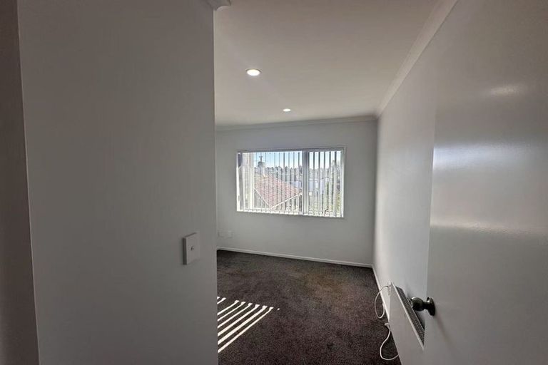 Photo of property in 14 Buller Crescent, Manurewa, Auckland, 2102