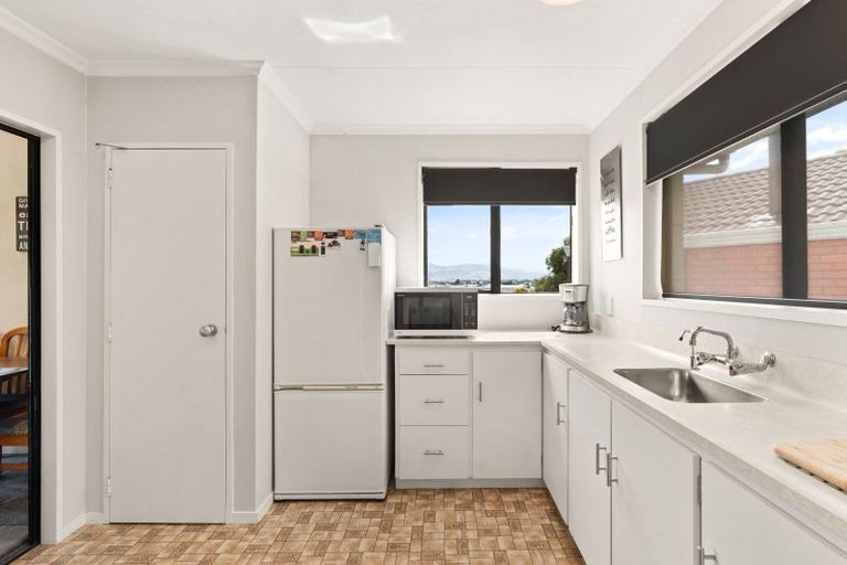 Photo of property in 72 Kinmont Crescent, Kinmont Park, Mosgiel, 9024