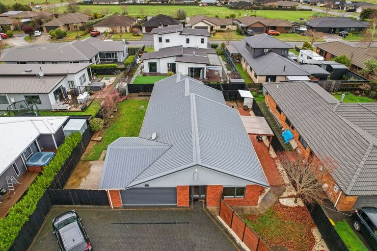 Photo of property in 28 Carroll Place, Owhata, Rotorua, 3010