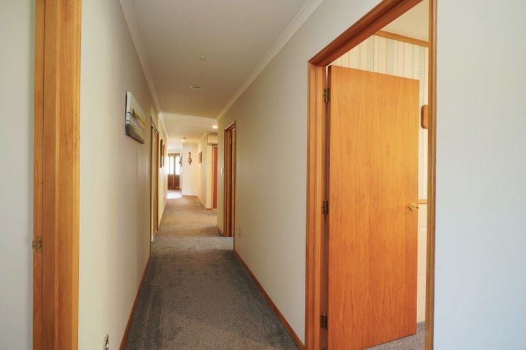 Photo of property in 24 Spence Avenue, Otatara, Invercargill, 9879