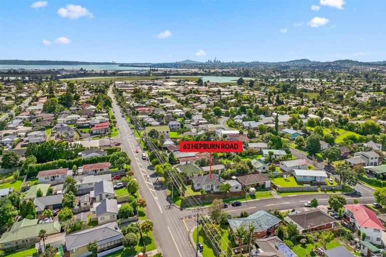 Photo of property in 63 Hepburn Road, Glendene, Auckland, 0602