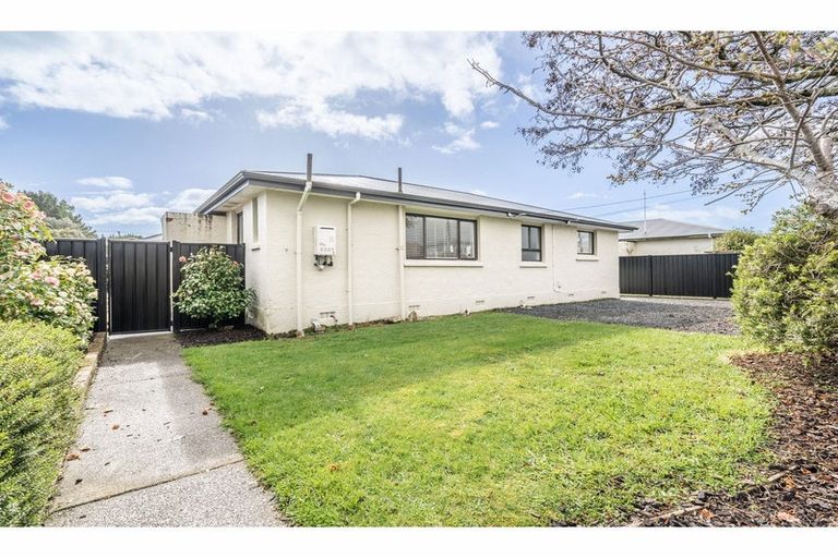Photo of property in 32a Holloway Street, Waikiwi, Invercargill, 9810