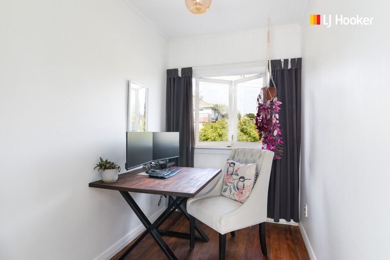 Photo of property in 43 Duckworth Street, Andersons Bay, Dunedin, 9013