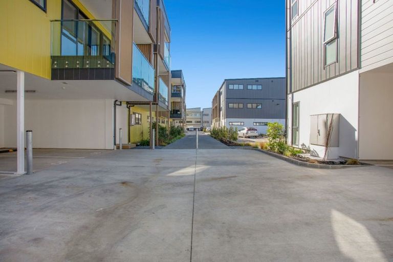 Photo of property in 102/7 Newelm Lane, Flat Bush, Auckland, 2019