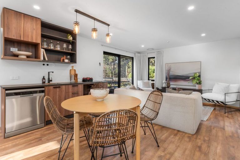 Photo of property in 14 Minsons Lane, Kennedys Bush, Christchurch, 8025