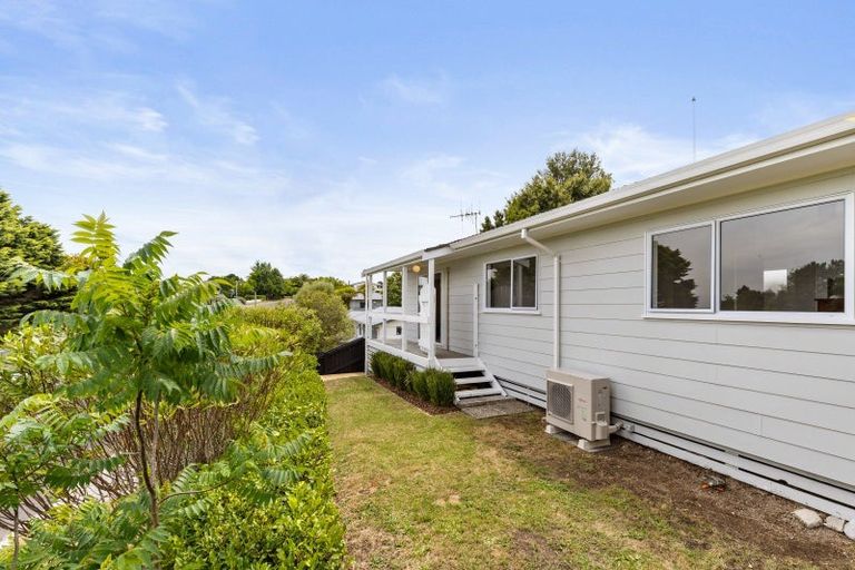 Photo of property in 108 Tamatea Road, Taupo, 3330