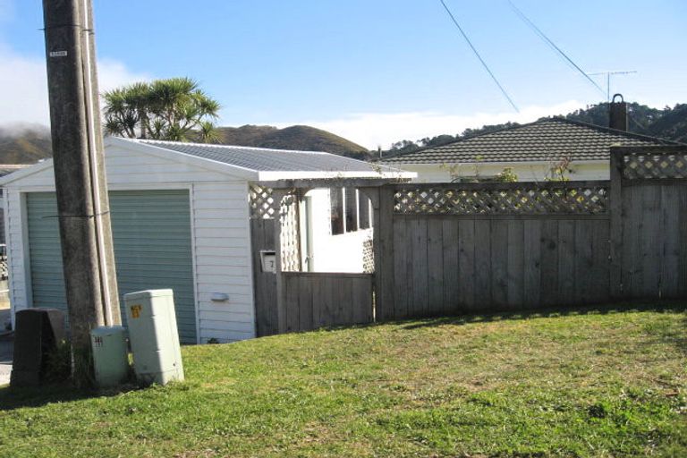 Photo of property in 7a Montgomery Avenue, Karori, Wellington, 6012