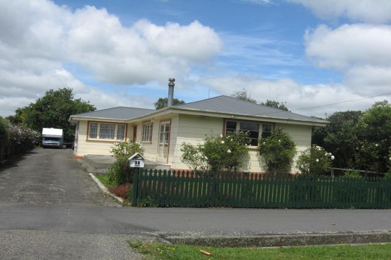 Photo of property in 25 Dawson Street, Pahiatua, 4910